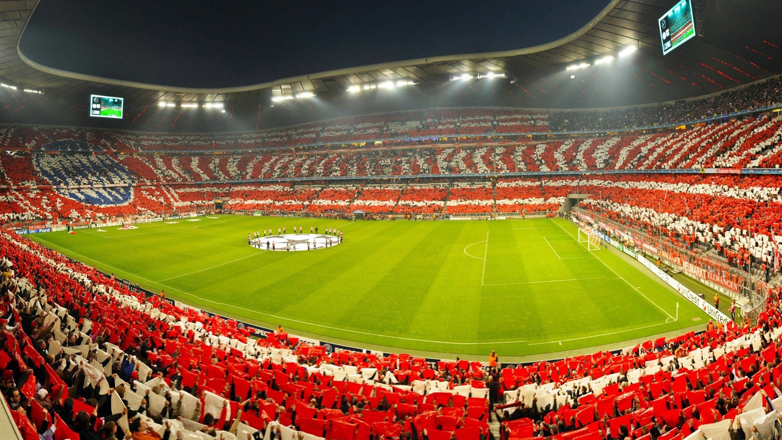 中上游球队与中下游球队阵型风格对比解析,上游 中游 下游